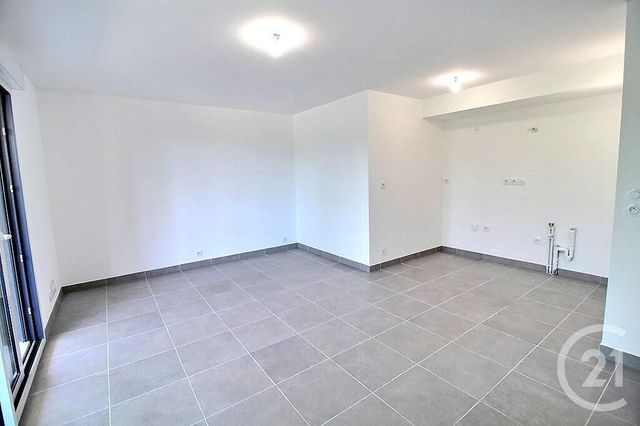 Afficher la photo en grand Appartement T2 à louer - 2 pièces - 44.1 m2 - MESSERY - 74 - RHONE-ALPES - Century 21 Agence Du Lac