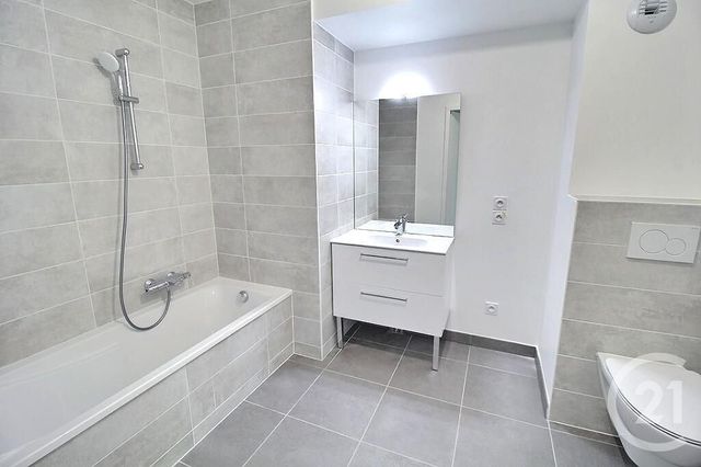 Afficher la photo en grand Appartement T2 à louer - 2 pièces - 44.1 m2 - MESSERY - 74 - RHONE-ALPES - Century 21 Agence Du Lac