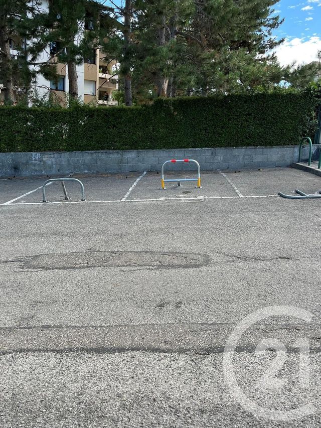 parking à louer - 11.0 m2 - GAILLARD - 74 - RHONE-ALPES - Century 21 Agence Du Lac