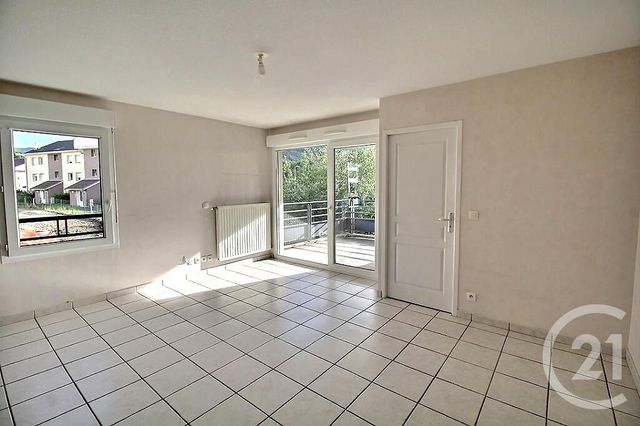 Appartement T3 à louer - 3 pièces - 62.88 m2 - SCIEZ - 74 - RHONE-ALPES - Century 21 Agence Du Lac