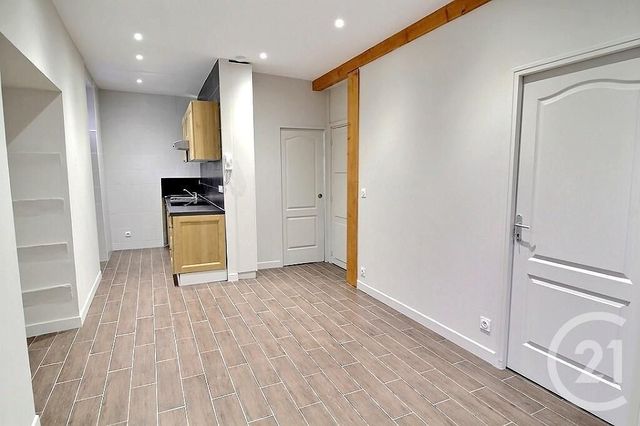 Appartement T2 à louer - 2 pièces - 30.67 m2 - EVIAN LES BAINS - 74 - RHONE-ALPES - Century 21 Agence Du Lac