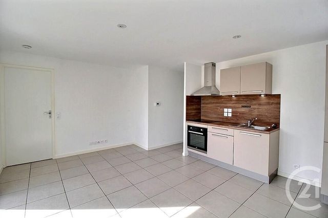 Afficher la photo en grand Appartement T2 à louer - 2 pièces - 42.35 m2 - THONON LES BAINS - 74 - RHONE-ALPES - Century 21 Agence Du Lac