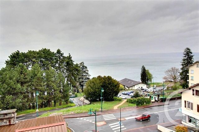 Afficher la photo en grand Appartement F3 à louer - 3 pièces - 69.12 m2 - EVIAN LES BAINS - 74 - RHONE-ALPES - Century 21 Agence Du Lac