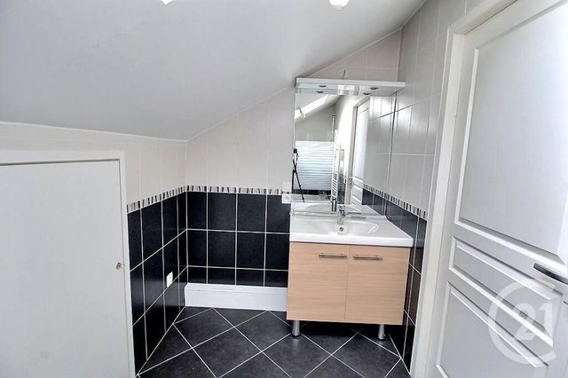 Appartement T3 à louer - 3 pièces - 54.62 m2 - THONON LES BAINS - 74 - RHONE-ALPES - Century 21 Agence Du Lac