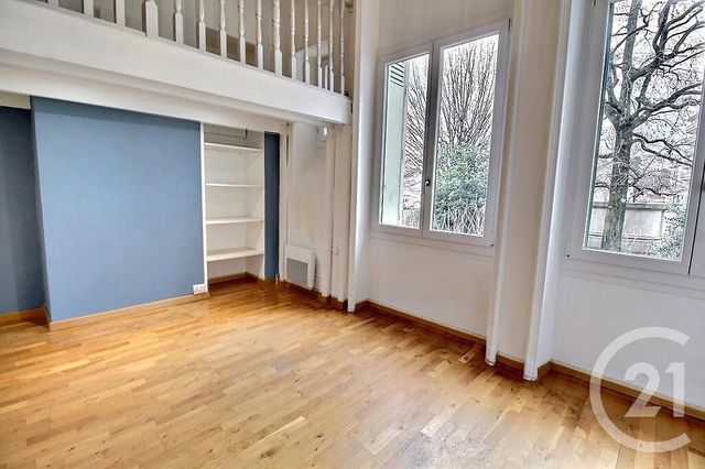 Appartement T2 à louer - 2 pièces - 54.05 m2 - EVIAN LES BAINS - 74 - RHONE-ALPES - Century 21 Agence Du Lac