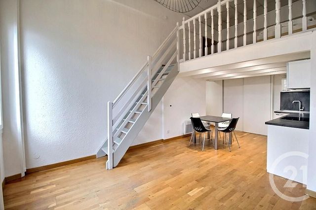 Appartement T2 à louer - 2 pièces - 54.05 m2 - EVIAN LES BAINS - 74 - RHONE-ALPES - Century 21 Agence Du Lac