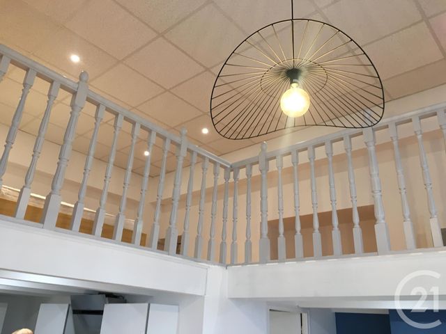 Appartement T2 à louer - 2 pièces - 54.05 m2 - EVIAN LES BAINS - 74 - RHONE-ALPES - Century 21 Agence Du Lac