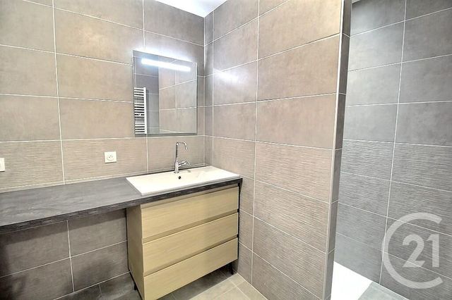 maison à louer - 4 pièces - 75.61 m2 - SCIEZ - 74 - RHONE-ALPES - Century 21 Agence Du Lac