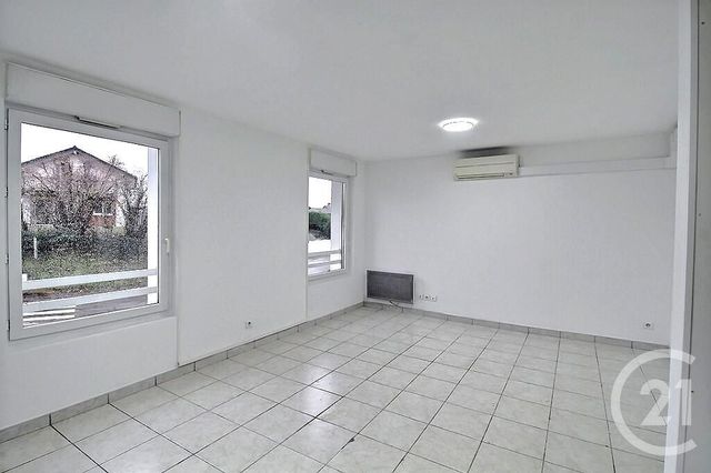 Appartement T2 à louer - 2 pièces - 39.66 m2 - SCIEZ - 74 - RHONE-ALPES - Century 21 Agence Du Lac