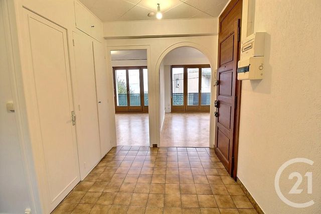 Appartement T2 à louer - 2 pièces - 52.53 m2 - EVIAN LES BAINS - 74 - RHONE-ALPES - Century 21 Agence Du Lac