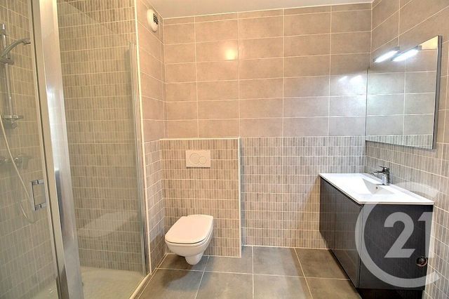 Appartement F2 à louer - 2 pièces - 45.18 m2 - THONON LES BAINS - 74 - RHONE-ALPES - Century 21 Agence Du Lac