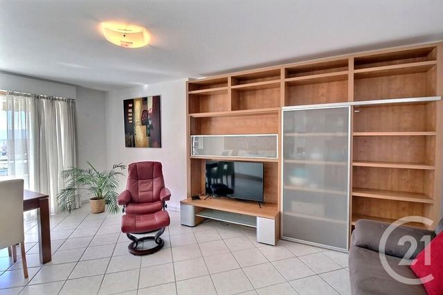 Appartement F3 à louer - 3 pièces - 65.12 m2 - ANNEMASSE - 74 - RHONE-ALPES - Century 21 Agence Du Lac