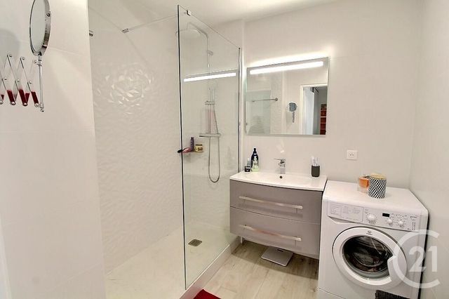 Appartement F3 à louer - 3 pièces - 65.12 m2 - ANNEMASSE - 74 - RHONE-ALPES - Century 21 Agence Du Lac