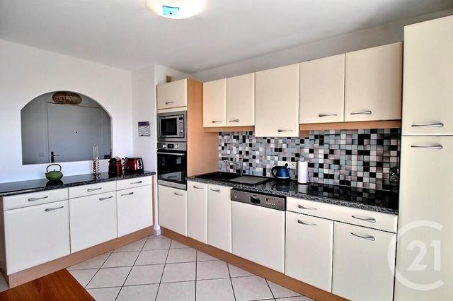 Appartement F3 à louer - 3 pièces - 65.12 m2 - ANNEMASSE - 74 - RHONE-ALPES - Century 21 Agence Du Lac