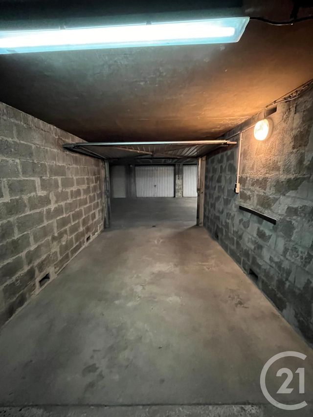 parking à louer - 15.4 m2 - ANNEMASSE - 74 - RHONE-ALPES - Century 21 Agence Du Lac