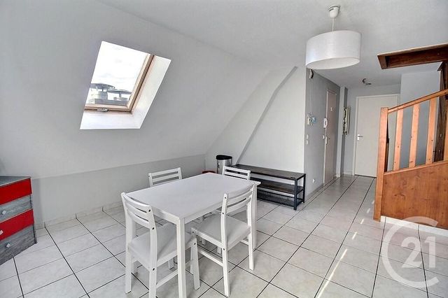 Appartement T2 à louer - 2 pièces - 36.0 m2 - SCIEZ - 74 - RHONE-ALPES - Century 21 Agence Du Lac