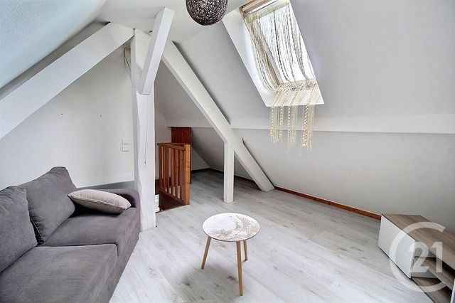 Appartement T2 à louer - 2 pièces - 36.0 m2 - SCIEZ - 74 - RHONE-ALPES - Century 21 Agence Du Lac