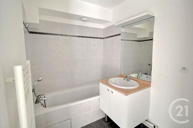 Appartement F3 à louer - 3 pièces - 65.33 m2 - THONON LES BAINS - 74 - RHONE-ALPES - Century 21 Agence Du Lac