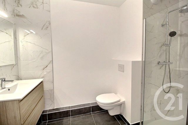 Appartement T2 à louer - 2 pièces - 42.95 m2 - SCIEZ - 74 - RHONE-ALPES - Century 21 Agence Du Lac