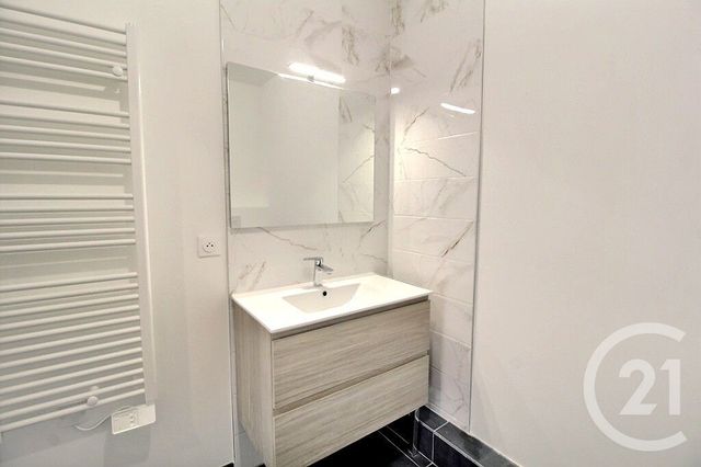 Appartement T2 à louer - 2 pièces - 42.95 m2 - SCIEZ - 74 - RHONE-ALPES - Century 21 Agence Du Lac