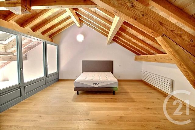 Appartement T4 à louer - 4 pièces - 187.0 m2 - VEIGY FONCENEX - 74 - RHONE-ALPES - Century 21 Agence Du Lac