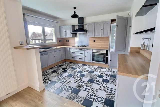 Appartement T3 à louer - 3 pièces - 64.37 m2 - THONON LES BAINS - 74 - RHONE-ALPES - Century 21 Agence Du Lac