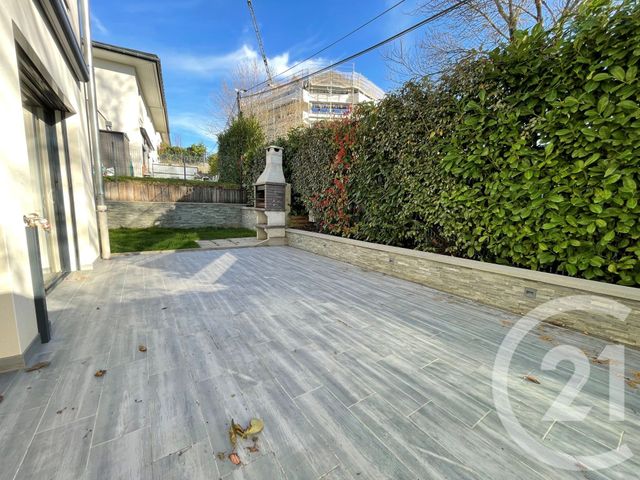 maison à louer - 4 pièces - 89.15 m2 - GAILLARD - 74 - RHONE-ALPES - Century 21 Agence Du Lac