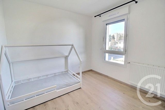 maison à louer - 4 pièces - 89.15 m2 - GAILLARD - 74 - RHONE-ALPES - Century 21 Agence Du Lac