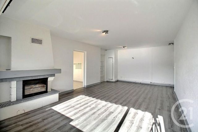 Appartement T3 à louer - 3 pièces - 83.2 m2 - ANNEMASSE - 74 - RHONE-ALPES - Century 21 Agence Du Lac