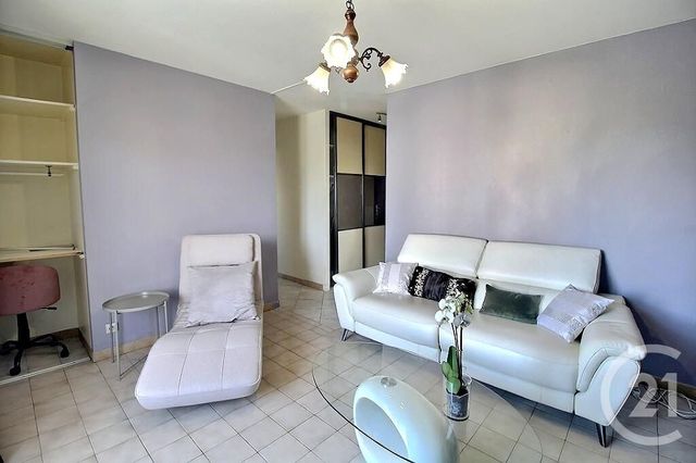 Appartement F2 à louer - 2 pièces - 51.0 m2 - GAILLARD - 74 - RHONE-ALPES - Century 21 Agence Du Lac