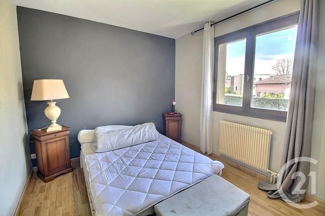 Appartement F2 à louer - 2 pièces - 51.0 m2 - GAILLARD - 74 - RHONE-ALPES - Century 21 Agence Du Lac