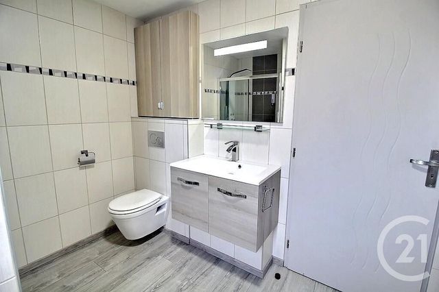 Appartement F2 à louer - 2 pièces - 45.39 m2 - SCIEZ - 74 - RHONE-ALPES - Century 21 Agence Du Lac