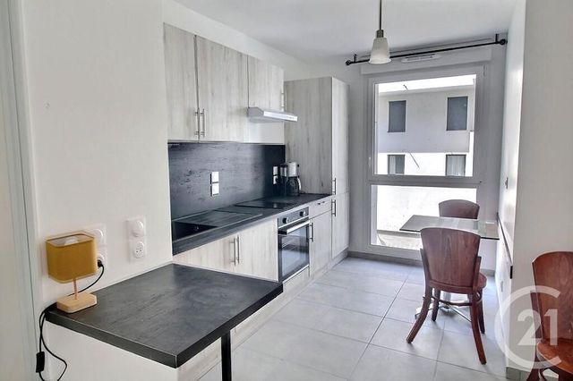Appartement F1 à louer - 1 pièce - 36.0 m2 - THONON LES BAINS - 74 - RHONE-ALPES - Century 21 Agence Du Lac