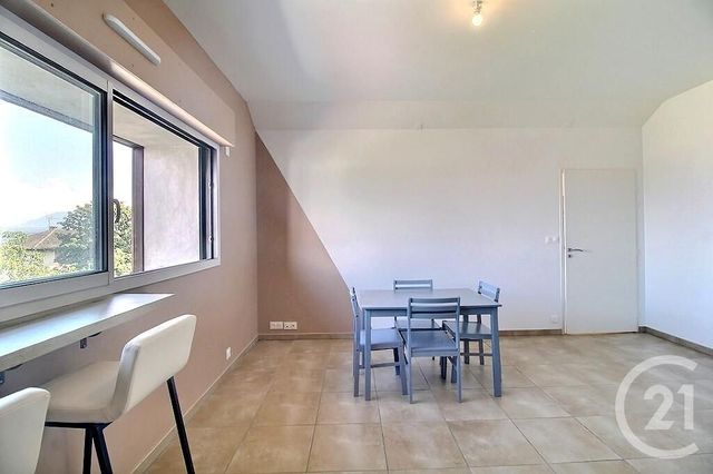 Appartement T3 à louer - 3 pièces - 47.0 m2 - EXCENEVEX - 74 - RHONE-ALPES - Century 21 Agence Du Lac