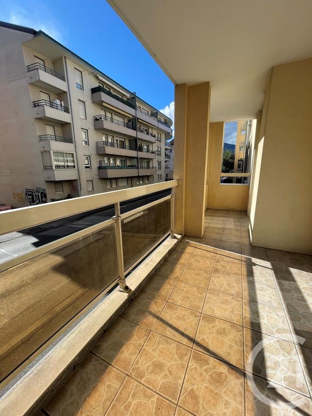 Appartement F2 à louer - 2 pièces - 54.94 m2 - GAILLARD - 74 - RHONE-ALPES - Century 21 Agence Du Lac