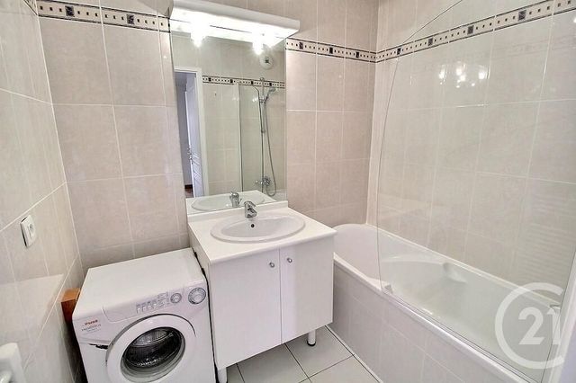 Appartement F3 à louer - 3 pièces - 67.26 m2 - CHENS SUR LEMAN - 74 - RHONE-ALPES - Century 21 Agence Du Lac