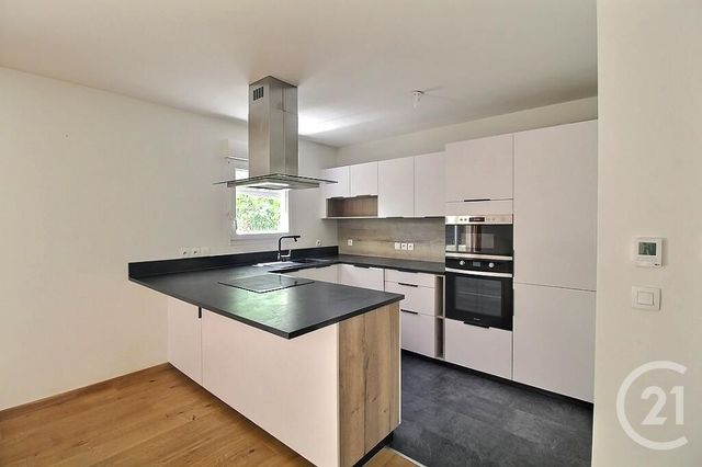 Appartement F4 à louer - 4 pièces - 82.0 m2 - CONTAMINE SUR ARVE - 74 - RHONE-ALPES - Century 21 Agence Du Lac