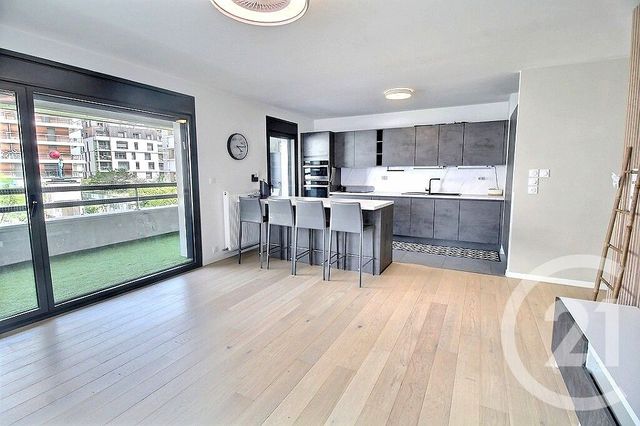 Appartement F3 à louer - 3 pièces - 71.5 m2 - ANNEMASSE - 74 - RHONE-ALPES - Century 21 Agence Du Lac