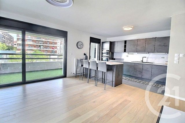 Appartement F3 à louer - 3 pièces - 71.5 m2 - ANNEMASSE - 74 - RHONE-ALPES - Century 21 Agence Du Lac