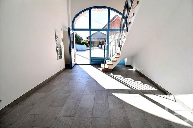 maison à louer - 4 pièces - 187.0 m2 - VEIGY FONCENEX - 74 - RHONE-ALPES - Century 21 Agence Du Lac