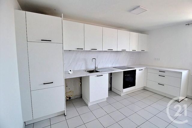 Appartement T2 à louer - 2 pièces - 52.39 m2 - THONON LES BAINS - 74 - RHONE-ALPES - Century 21 Agence Du Lac