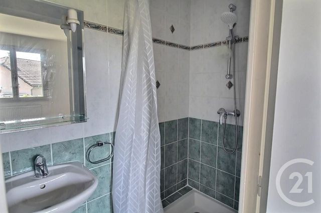 maison à louer - 4 pièces - 102.2 m2 - VEIGY FONCENEX - 74 - RHONE-ALPES - Century 21 Agence Du Lac