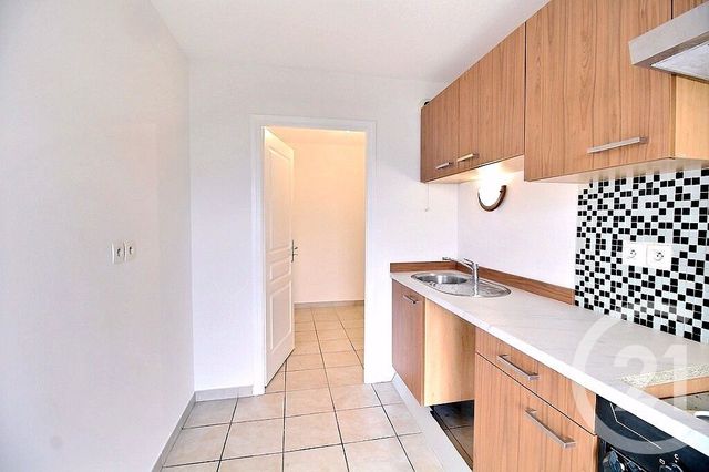 Appartement F4 à louer - 4 pièces - 75.77 m2 - SCIEZ - 74 - RHONE-ALPES - Century 21 Agence Du Lac