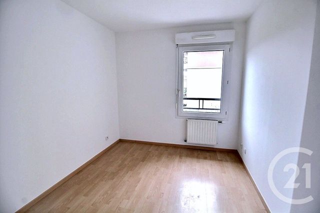 Appartement F4 à louer - 4 pièces - 75.77 m2 - SCIEZ - 74 - RHONE-ALPES - Century 21 Agence Du Lac