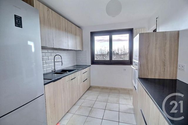 Appartement F3 à louer - 3 pièces - 65.6 m2 - THONON LES BAINS - 74 - RHONE-ALPES - Century 21 Agence Du Lac