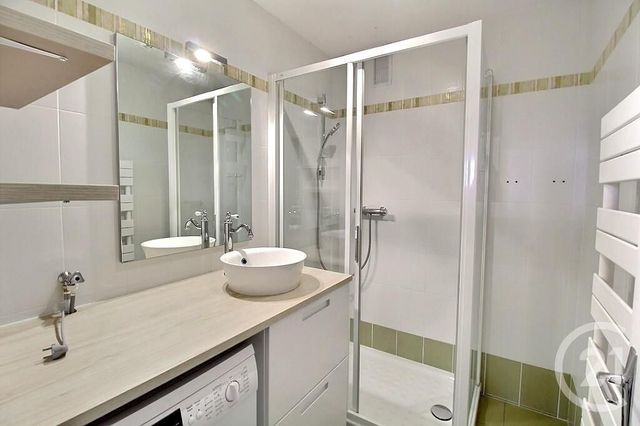 Appartement F3 à louer - 3 pièces - 65.6 m2 - THONON LES BAINS - 74 - RHONE-ALPES - Century 21 Agence Du Lac