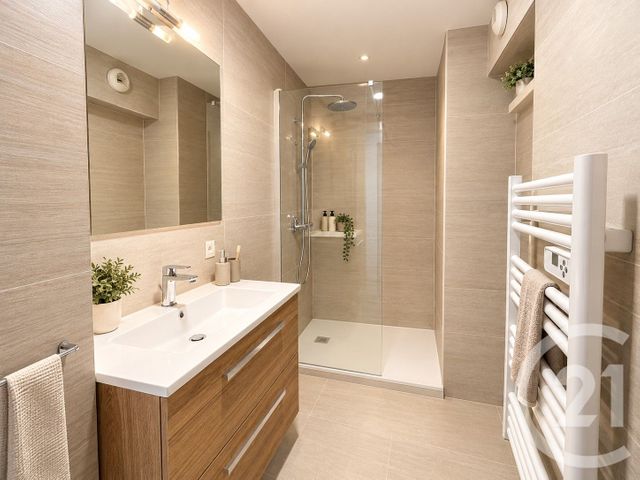 Appartement F2 à louer - 2 pièces - 45.65 m2 - VEIGY FONCENEX - 74 - RHONE-ALPES - Century 21 Agence Du Lac