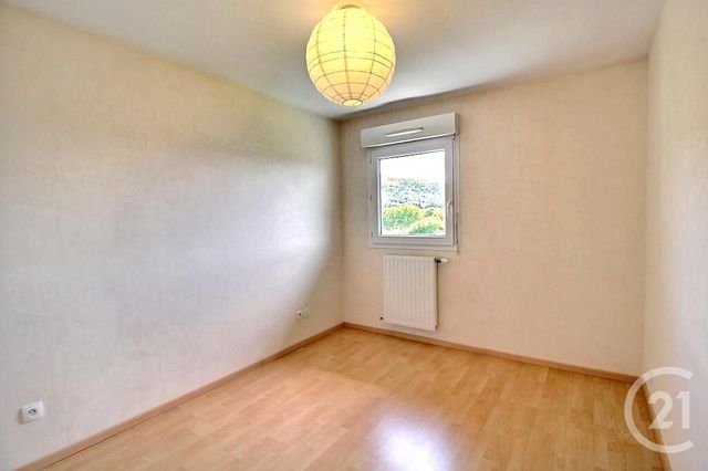 Appartement T4 à louer - 4 pièces - 78.48 m2 - SCIEZ - 74 - RHONE-ALPES - Century 21 Agence Du Lac