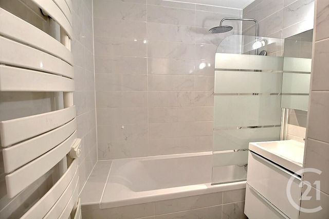 Appartement T2 à louer - 2 pièces - 39.64 m2 - ANNEMASSE - 74 - RHONE-ALPES - Century 21 Agence Du Lac