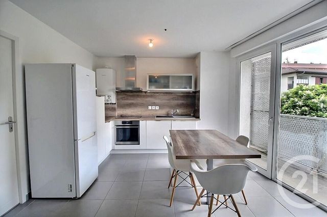 Appartement T2 à louer - 2 pièces - 43.81 m2 - ANNEMASSE - 74 - RHONE-ALPES - Century 21 Agence Du Lac